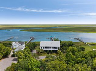 315 Lofton Ct, Mc Clellanville, SC 29458