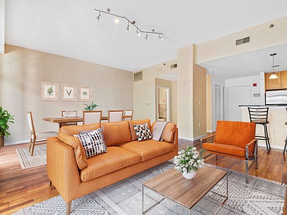 4th image of 700 1st St #16PN
