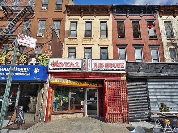 3rd image of 303 Halsey St
