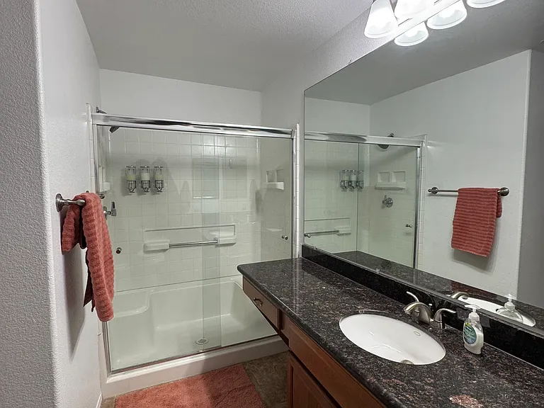 E Sahuaro Dr — Photo 7