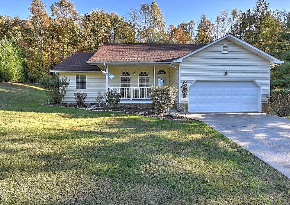 1st image of 4743 Woodcliff Dr