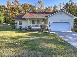 4743 Woodcliff Dr, Kingsport, TN 37664