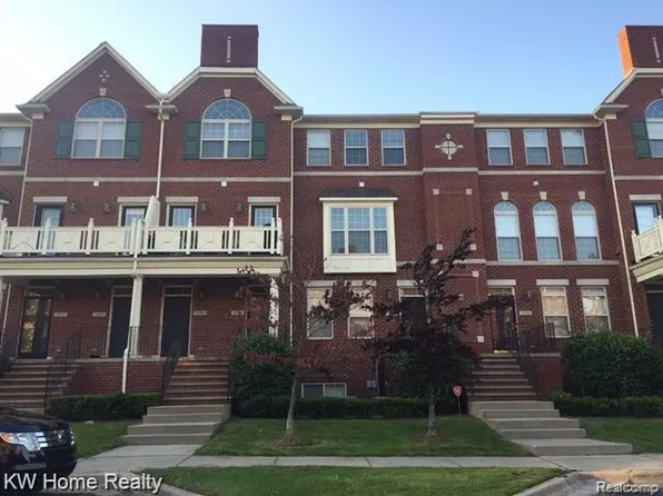 3207 Camden Dr #1, Troy, MI 48084