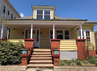 77 Wabun Ave, Providence, RI 02908