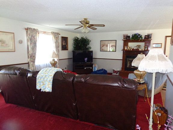 4th image of 365 Dortch Ln