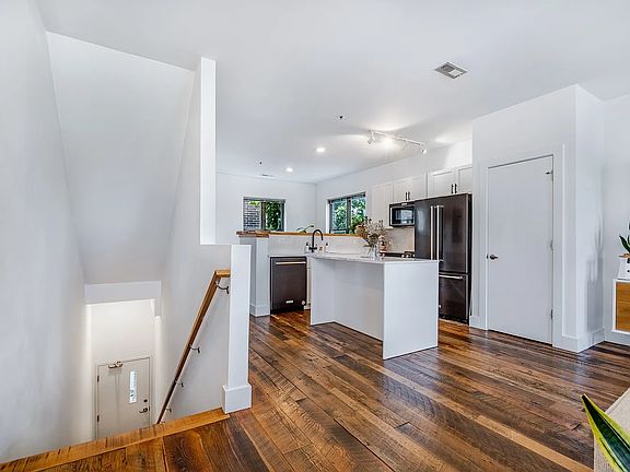 4th image of 1225 4th Ave S APT 108