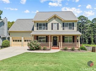 3370 Pierce Arrow Cir, Suwanee, GA 30024