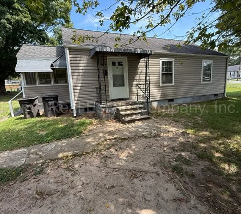 658 Clemson Cir