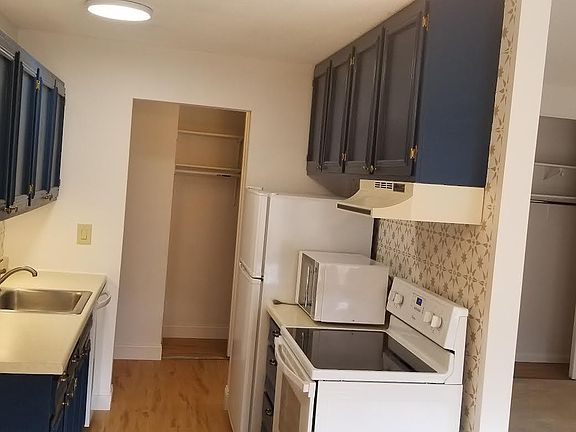 4th image of 944 Westbrooke Way APT 7