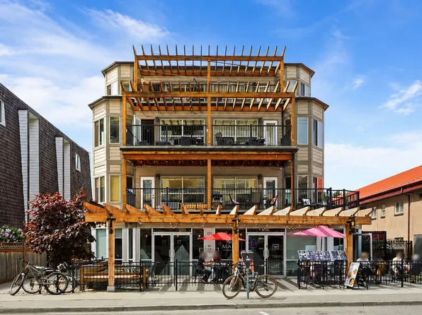 93 Winnipeg St #301, Penticton, BC V2A 5L9