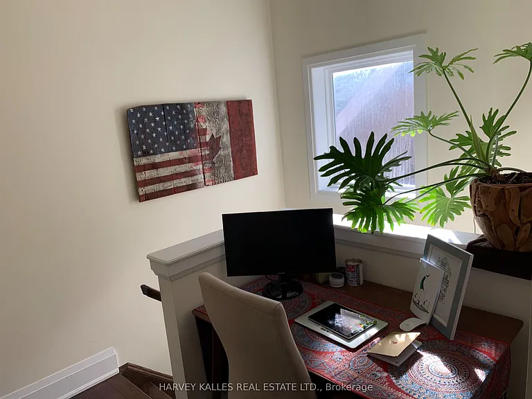 543 Palmerston Blvd #3 — Photo 4