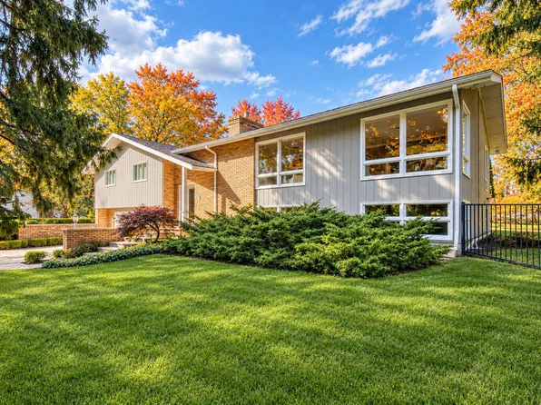 3600 Hendee Rd, Jackson, MI 49201