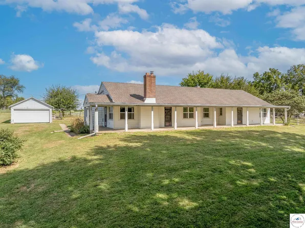 27280 Highway W Hwy, Smithton, MO 65350