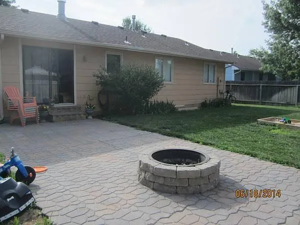 1520 N Pine Grove St — Photo 2