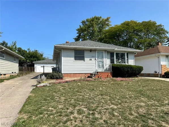 15917 Shirley Ave, Maple Heights, OH 44137