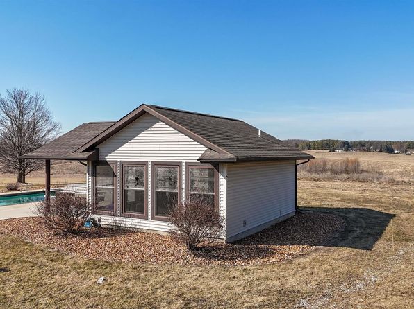 2723 E Kammerer Rd, Kendallville, IN 46755