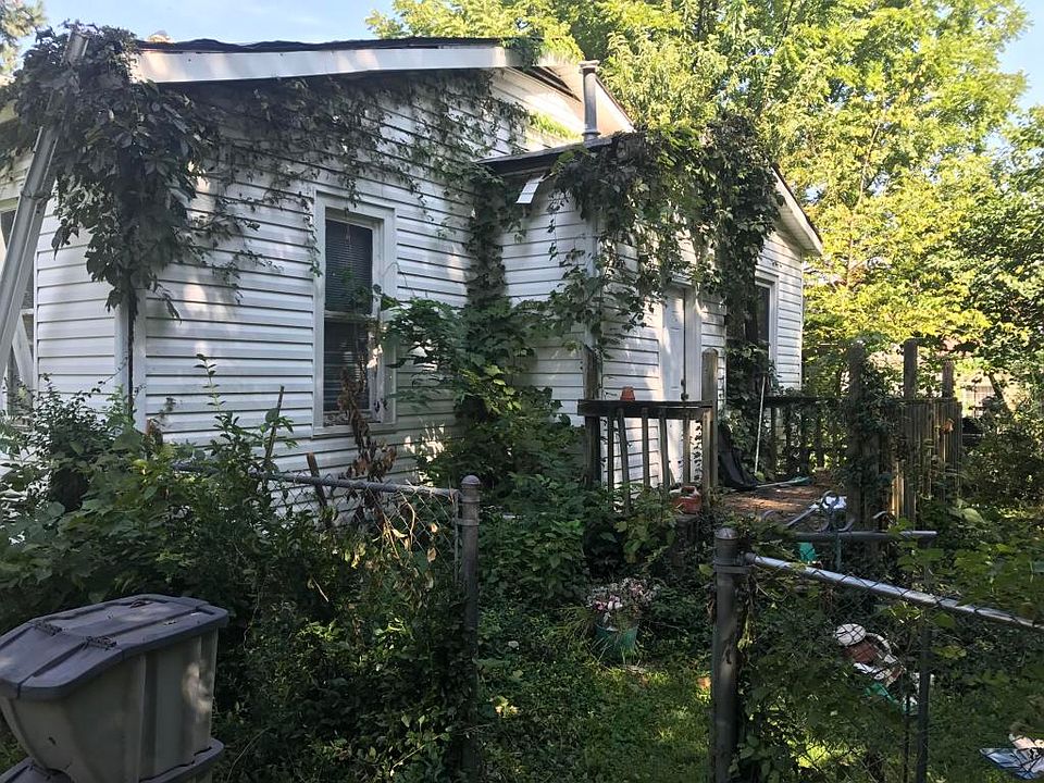 2nd image of 2234 N Campbell Ave