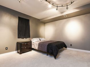 1532 Alan Rd, Naperville, IL 60564