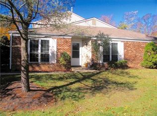 258 Garth Ct, Old Bridge, NJ 08857