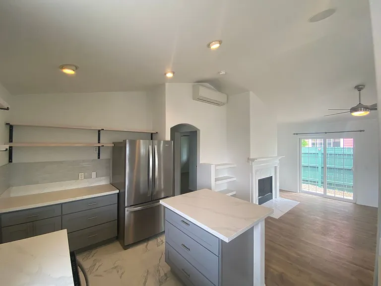 67-1306 Laikealoha St — Photo 3