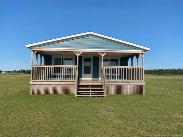 22 Maximin, Shippagan, NB E8T 4P4