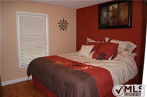 3rd image of 597 Cory Dr