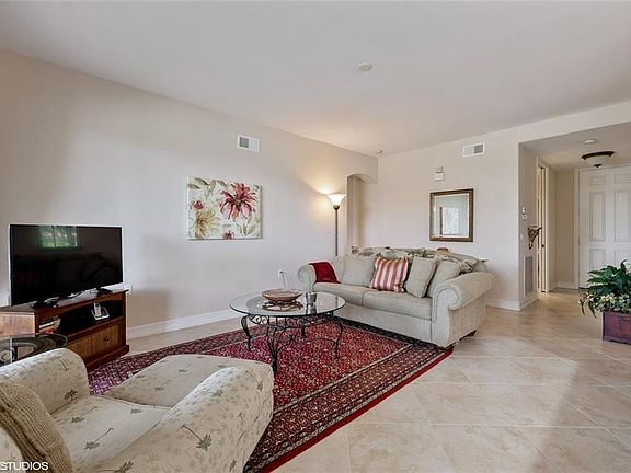 3rd image of 21760 Southern Hills Dr Unit 101