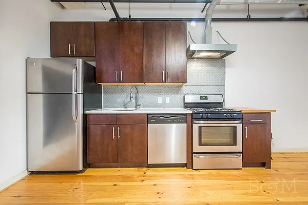 Rented by Brick&Mortar | media 10