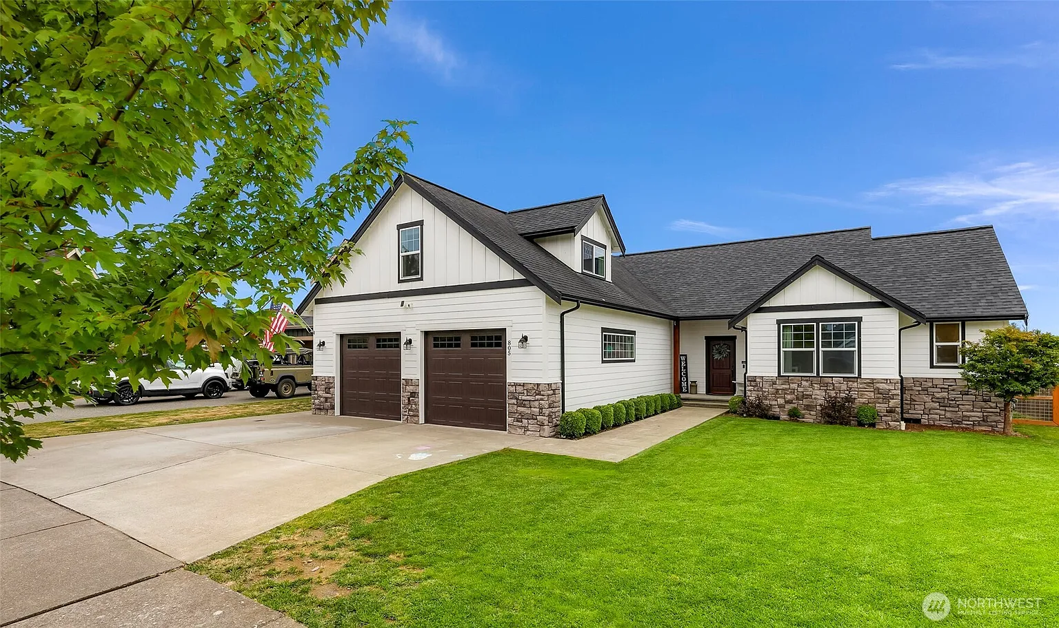 805 Red Maple Loop photo 1