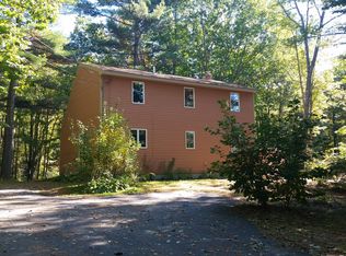 11 Canal Rd, Raymond, ME 04071