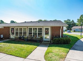 168 Ventry Ct UNIT F, Ridge, NY 11961