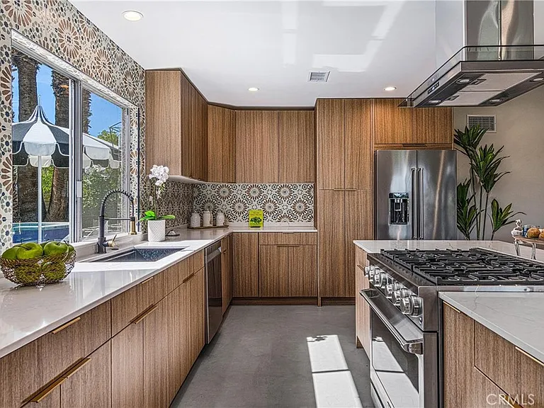 5155 E Bobolink Ln — Photo 17