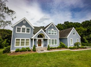 48 Watergate Dr, Amawalk, NY 10501