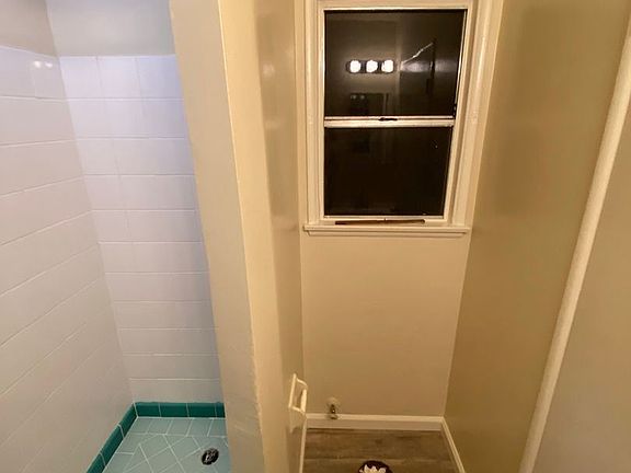 5th image of 4098 W El Segundo Blvd APT E
