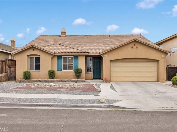 9048 Guadalupe Ave, Oak Hills, CA 92344
