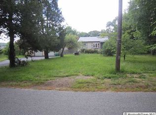 22 Brown Rd, Morganville, NJ 07751