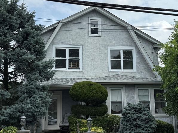 109 Greenvale Ave