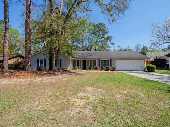 2209 S Sherwood Dr, Valdosta, GA 31602