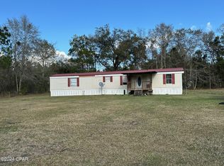 1397 Bentley Rd, Cottondale, FL 32431