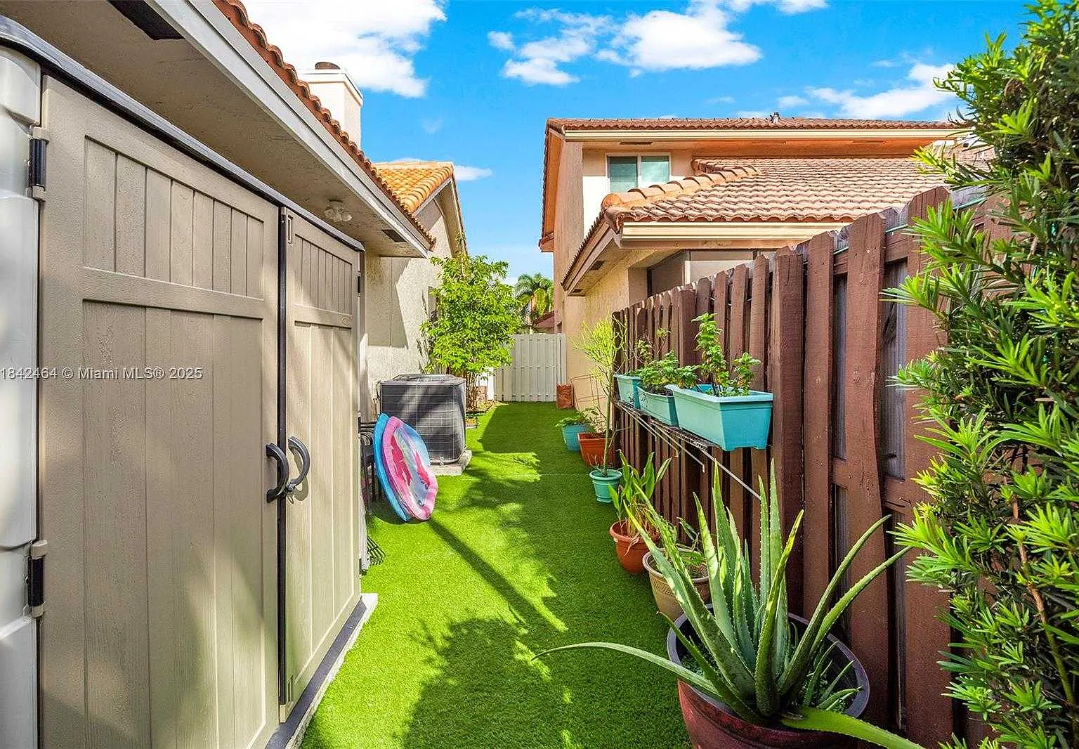 3 bed, $4,450 — Photo 3