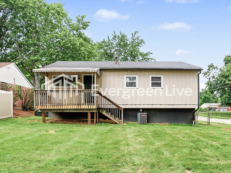 2509 Impala Dr — Photo 15
