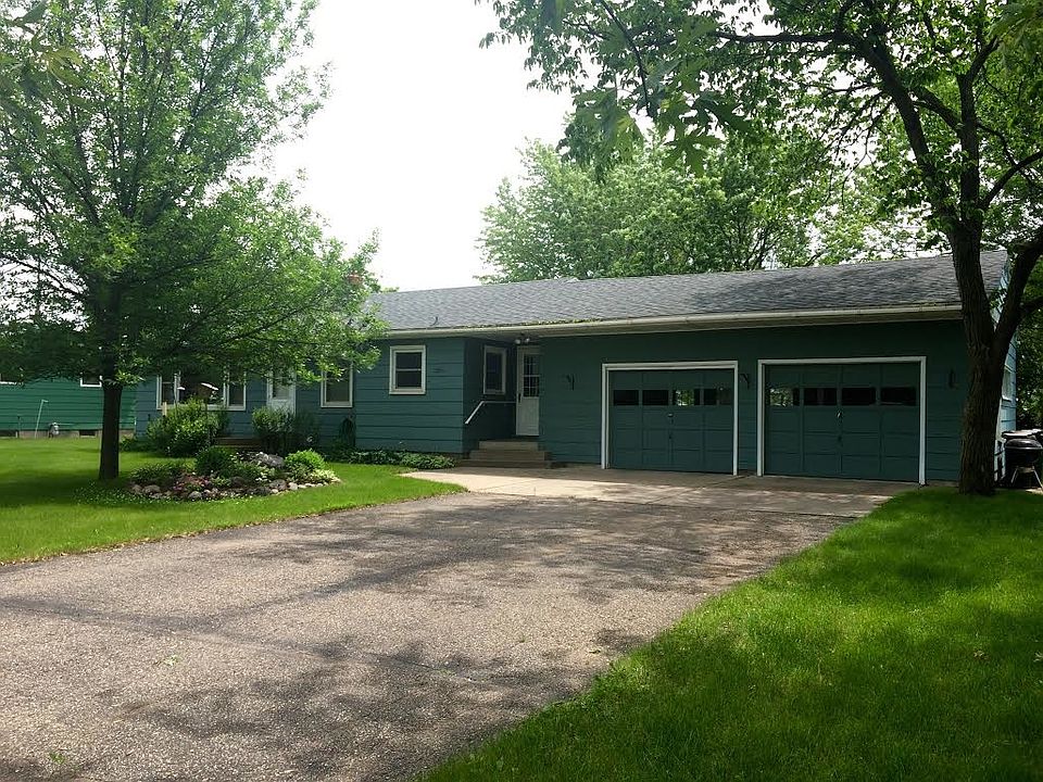 1st image of 2914 1st St S