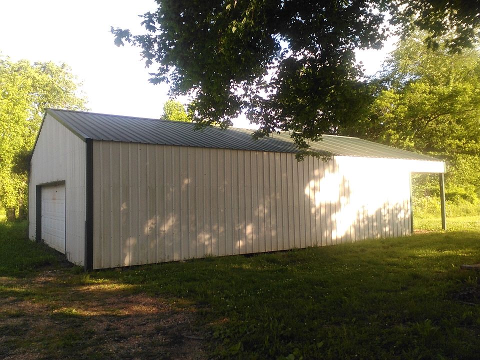 30 x 48 ft outbuilding