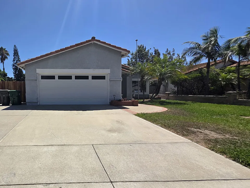768 Valley Crest Dr