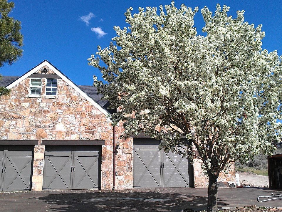 Garage View