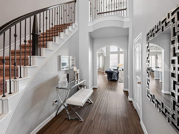 3rd image of 11814 Trinity Bluff Ln