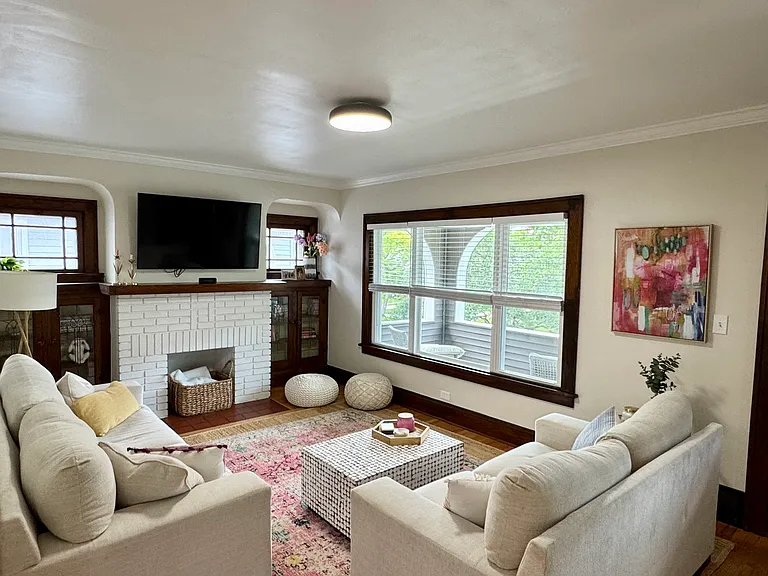 2121 Eldred Ave #UP — Photo 10