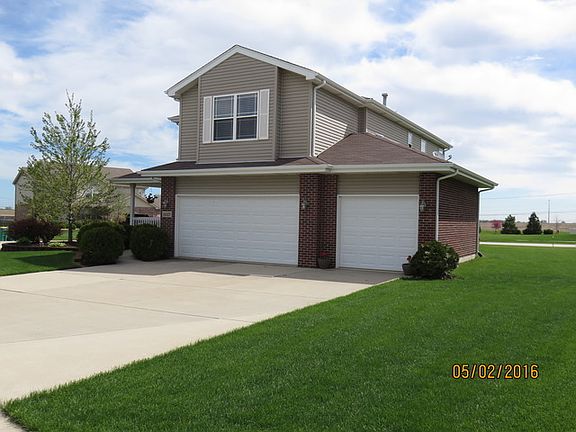 3rd image of 14423 Basswood Ln