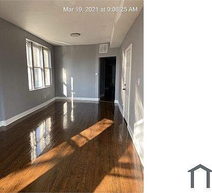 3rd image of 1442 S Hamlin Ave #1