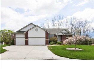 1746 S Lantern Lane Ct, Andover, KS 67002